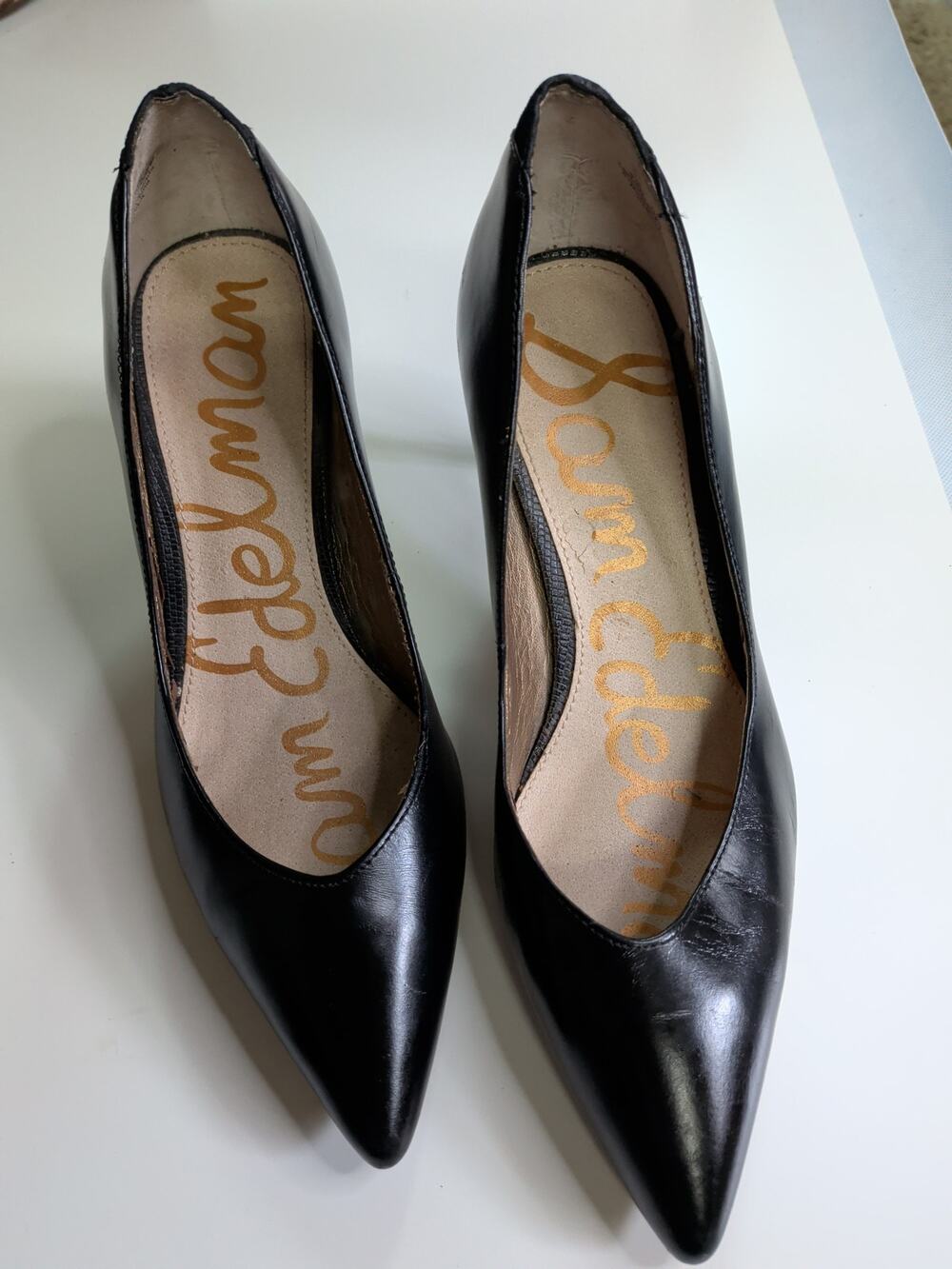 Sam Edelman black leather and suede pointed toe pumps